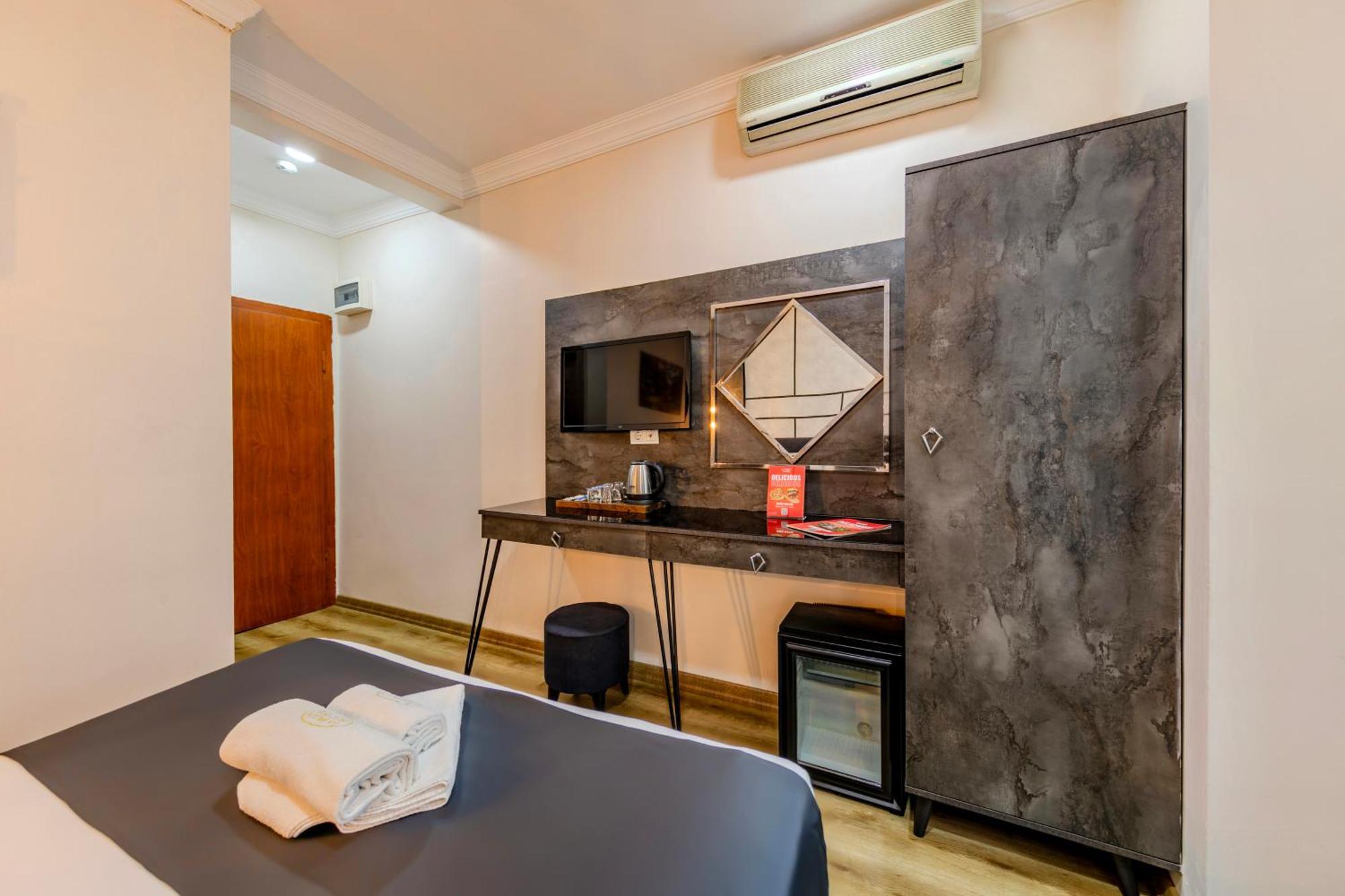 La Pazza Suites Istanbul Exterior photo