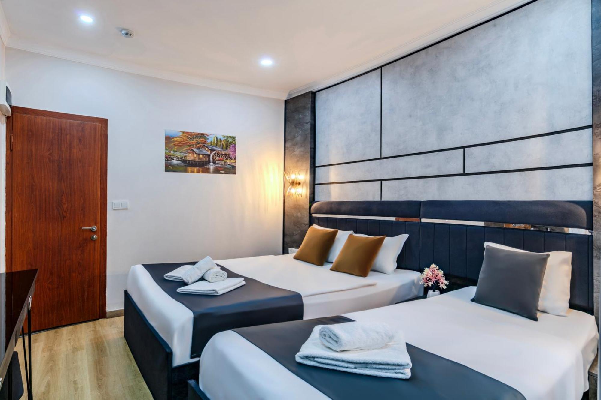 La Pazza Suites Istanbul Exterior photo